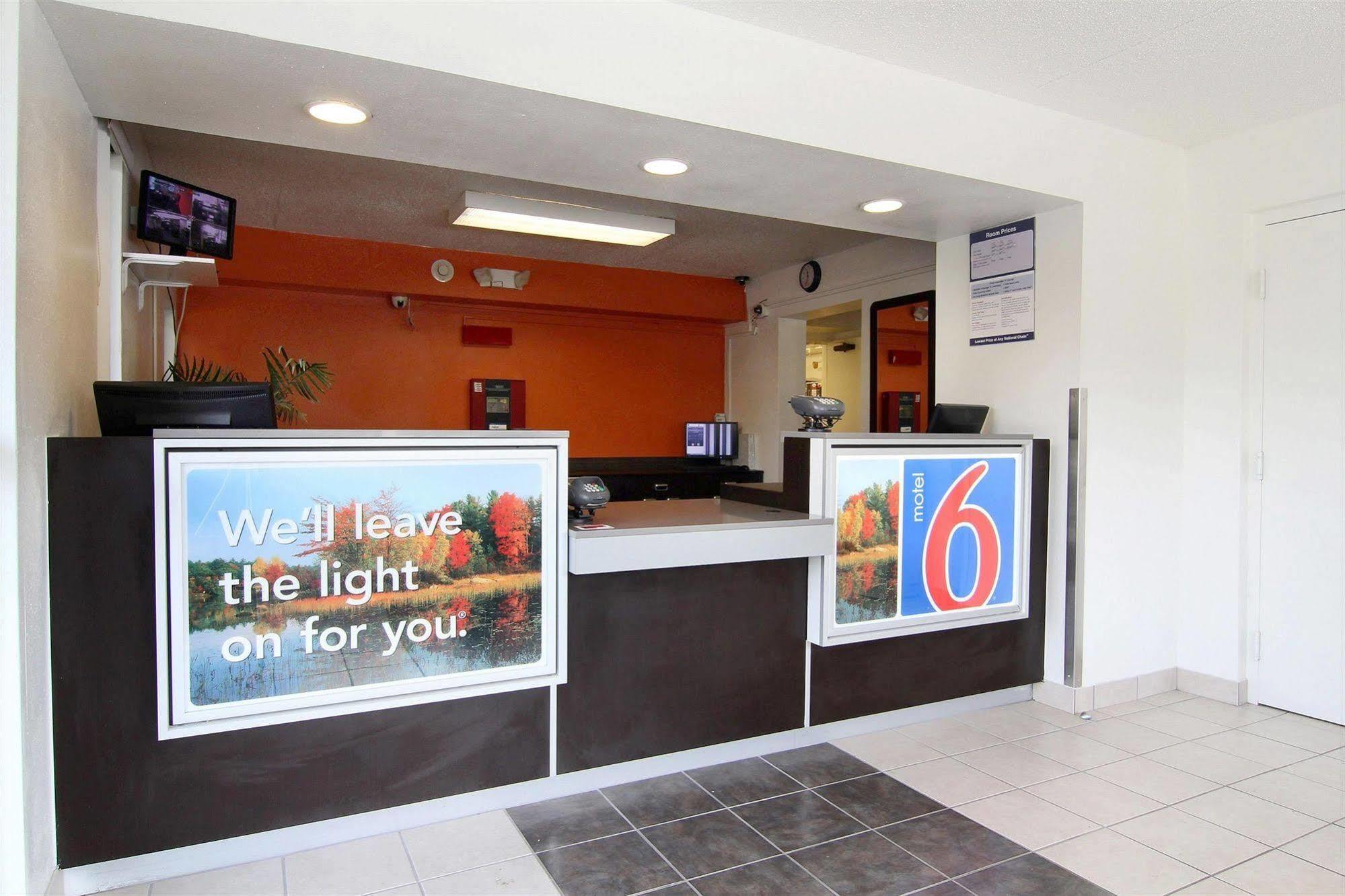 Motel 6-Middleburg Heights, Oh - Cleveland Εξωτερικό φωτογραφία